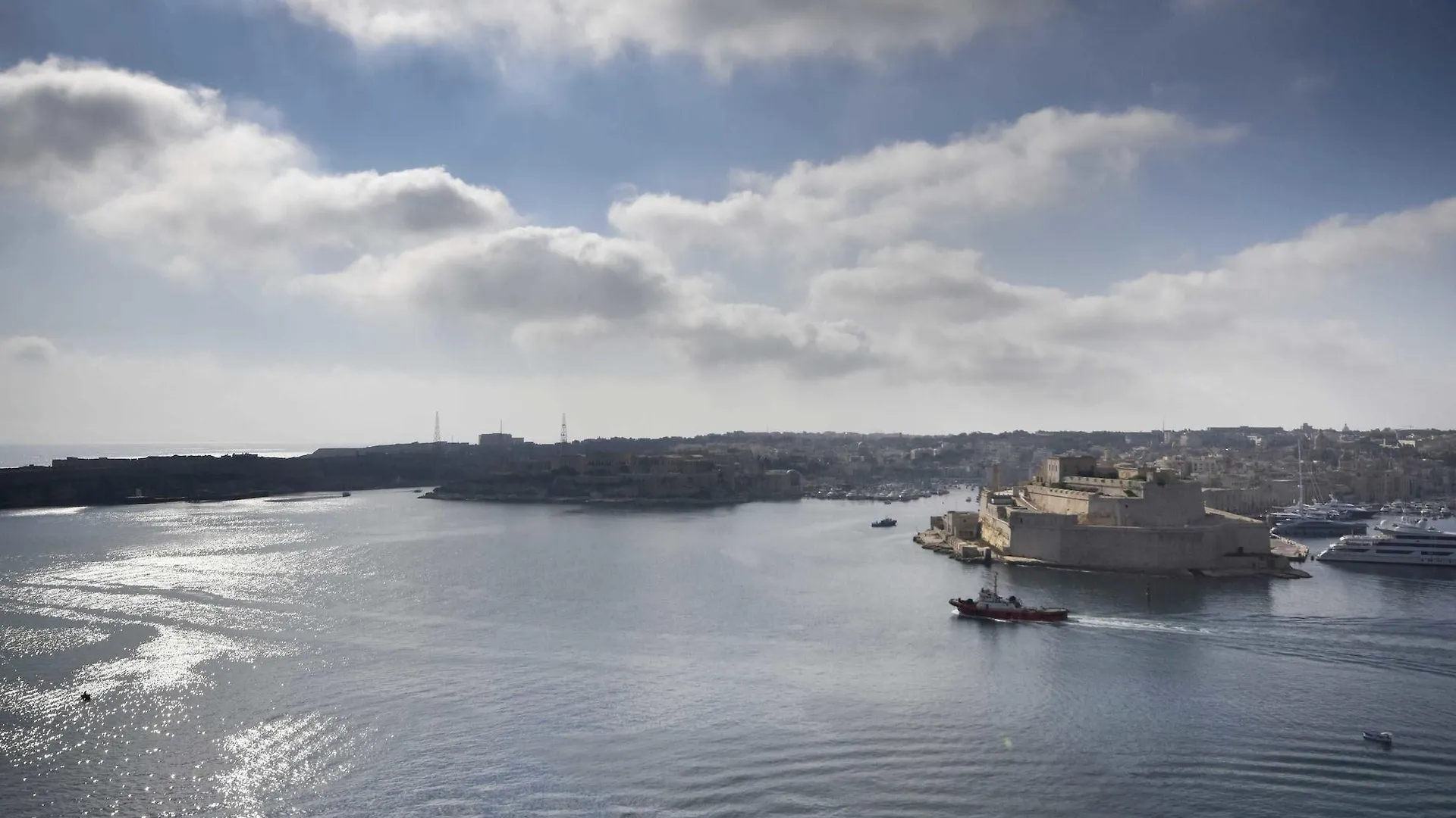 The British Suites Valletta Hotel