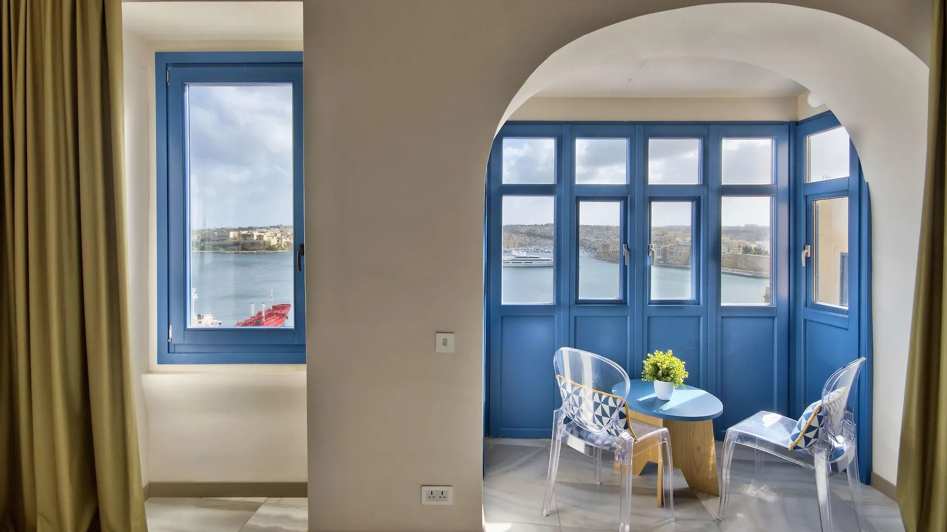 The British Suites Valletta Hotel