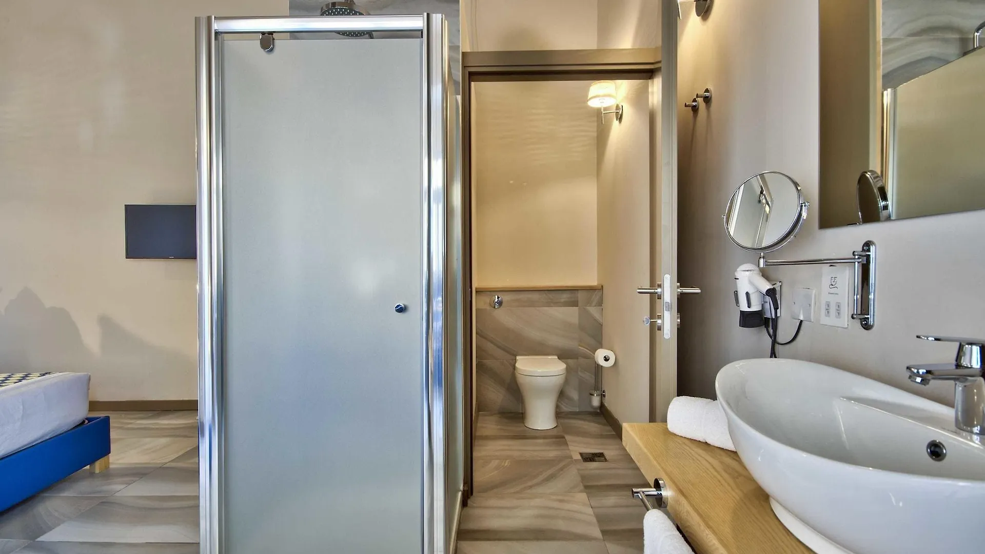 The British Suites Valletta Hotel